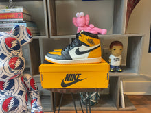 Load image into Gallery viewer, Jordan 1 “Taxi”
