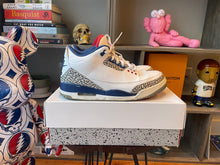 Load image into Gallery viewer, Jordan 3 “True Blue”
