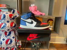 Load image into Gallery viewer, Jordan 1 “Top 3”
