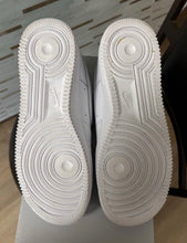 Load image into Gallery viewer, VNDS Nike Air Force 1 “Triple White”
