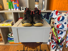 Load image into Gallery viewer, Nike Foamposite “Yeezy”
