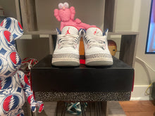 Load image into Gallery viewer, Jordan 3 “True Blue”
