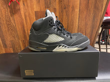 Load image into Gallery viewer, Jordan 5 “Black Metallic”
