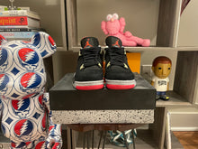 Load image into Gallery viewer, 2012 Jordan 4 “Bred”

