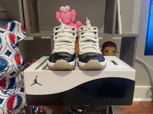 Load image into Gallery viewer, 2011 Jordan 11 “Concord”
