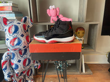 Load image into Gallery viewer, Jordan 11 “Bred”
