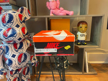 Load image into Gallery viewer, Jordan 1 “Lost and Found”
