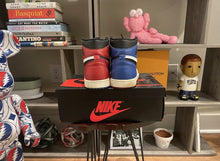 Load image into Gallery viewer, Jordan 1 “Top 3”
