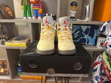 Load image into Gallery viewer, Jordan 5 Off-White “Sail”

