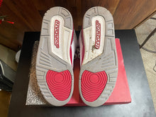 Load image into Gallery viewer, Jordan 3 “Cardinal”
