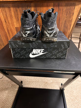 Load image into Gallery viewer, Nike Air Foamposite “Dream a World Black”
