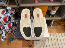 Load image into Gallery viewer, Jordan 3 “Fire Red Denim”
