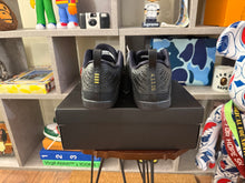 Load image into Gallery viewer, DS Nike Kobe 11 Elite “Fade to Black”
