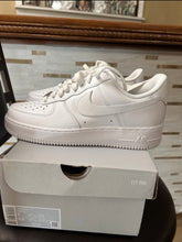 Load image into Gallery viewer, VNDS Nike Air Force 1 “Triple White”
