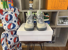 Load image into Gallery viewer, Jordan 5 “Green Bean”
