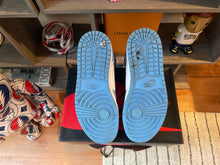 Load image into Gallery viewer, Jordan 1 “University Blue”
