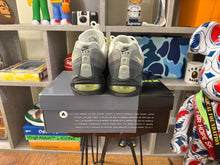 Load image into Gallery viewer, VNDS Nike Air Max 95 “Neon”
