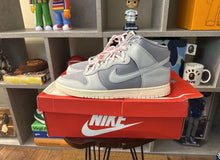 Load image into Gallery viewer, DS Nike Dunk High “Particle Grey”
