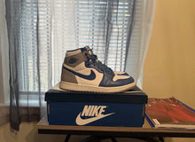 Load image into Gallery viewer, Jordan 1 “True Blue”
