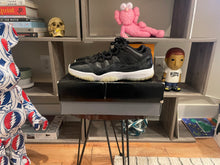 Load image into Gallery viewer, Jordan 11 Low “72-10”
