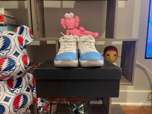 Load image into Gallery viewer, Jordan 11 Low “UNC”
