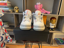 Load image into Gallery viewer, Jordan 3 “True Blue”
