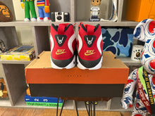 Load image into Gallery viewer, DS Nike Diamond Turf 2 Red/Gold
