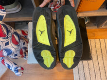 Load image into Gallery viewer, Jordan 4 “Neon”
