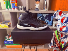 Load image into Gallery viewer, Jordan 11 “Space Jam”
