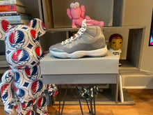 Load image into Gallery viewer, Jordan 11 “Cool Grey”
