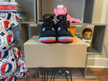 Load image into Gallery viewer, Jordan 4 “Bred”
