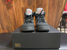 Load image into Gallery viewer, Jordan 5 “Black Metallic”
