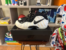 Load image into Gallery viewer, Nike Foamposite “Pearl”
