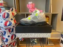 Load image into Gallery viewer, Jordan 4 “Neon”
