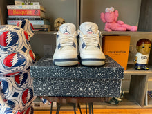 Load image into Gallery viewer, Jordan 4 “Midnight Navy”
