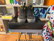 Load image into Gallery viewer, VNDS Jordan 9 “University Gold”
