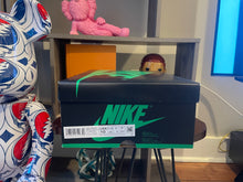 Load image into Gallery viewer, VNDS Jordan 1 “Lucky Green”
