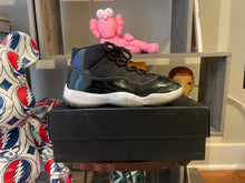 Load image into Gallery viewer, Jordan 11 “Space Jam”
