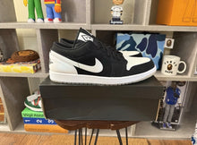 Load image into Gallery viewer, DS Jordan 1 Low “Diamond Shorts”
