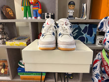 Load image into Gallery viewer, Jordan 4 SB “Navy”
