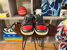 Load image into Gallery viewer, Saint Laurent Court Classic
