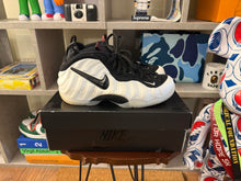 Load image into Gallery viewer, Nike Foamposite “Pearl”
