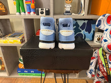 Load image into Gallery viewer, DS Nike Kobe 1 “City of Champions”
