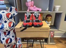 Load image into Gallery viewer, DS New Balance 991V2 “Greater China”
