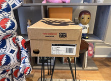 Load image into Gallery viewer, DS New Balance 991V2 “Greater China”
