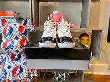 Load image into Gallery viewer, VNDS Jordan 11 “Concord”
