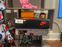 Load image into Gallery viewer, Jordan 4 “Fire Red”
