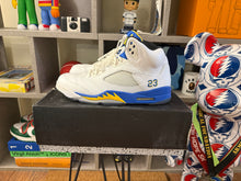 Load image into Gallery viewer, 2013 Jordan 5 “Laney”
