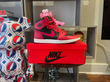 Load image into Gallery viewer, Jordan 1 85 “Varsity Red”
