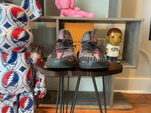 Load image into Gallery viewer, Yeezy 350 “Yecheil”
